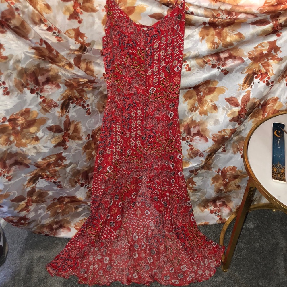 Super cute dress!